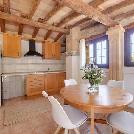Boda Auf Fincagehoeft, 2 Schlafzimmer, Kueche, Wohnzimmer, Terrasse, Xxl Pool, Wifi, Klima, Yoga * Manacor (Mallorca)